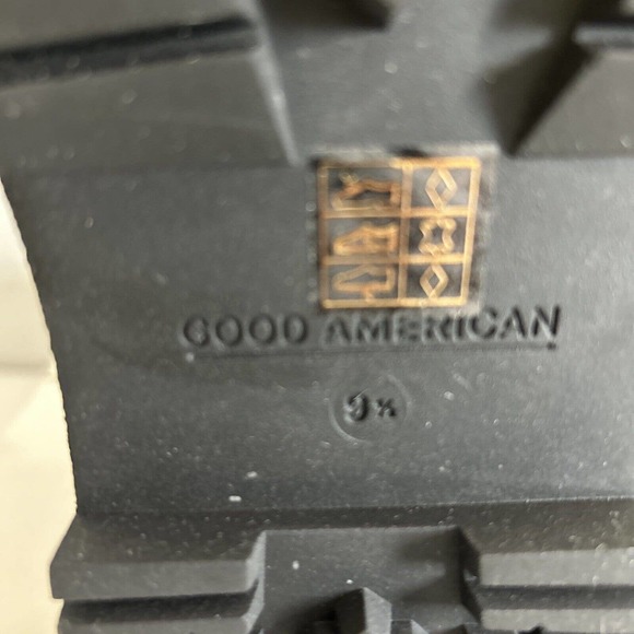 Good American Chunky Leather New Chelsea White and Black Combat Boots NIB 9.5 - Picture 3 of 8